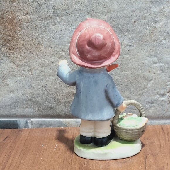 Vintage Napcoware Boy Holding Fruit Basket Porcelain Figurine 7656 - Picture 3 of 12